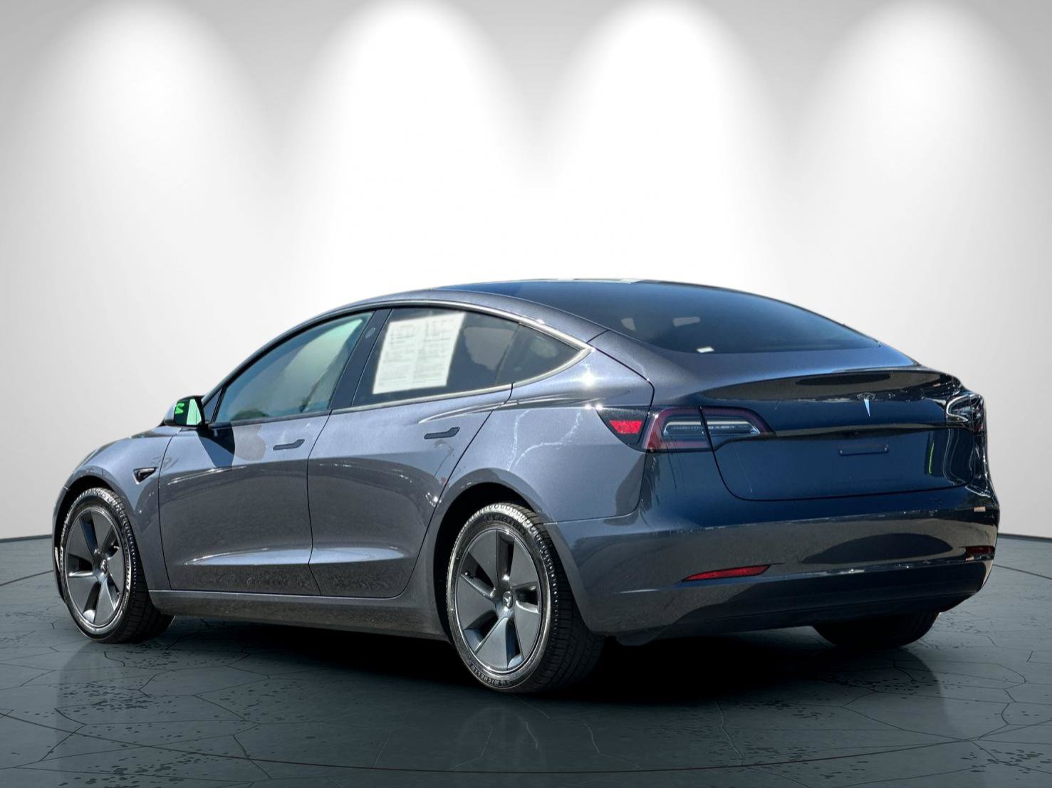 Used 2023 Tesla Model 3 Standard Range RWD image 6