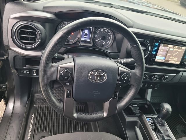 Used 2019 Toyota Tacoma TRD Off-Road w/ Technology Package image 29