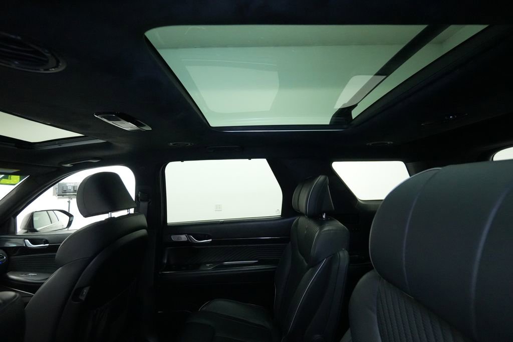 Used 2024 Hyundai Palisade Calligraphy image 22