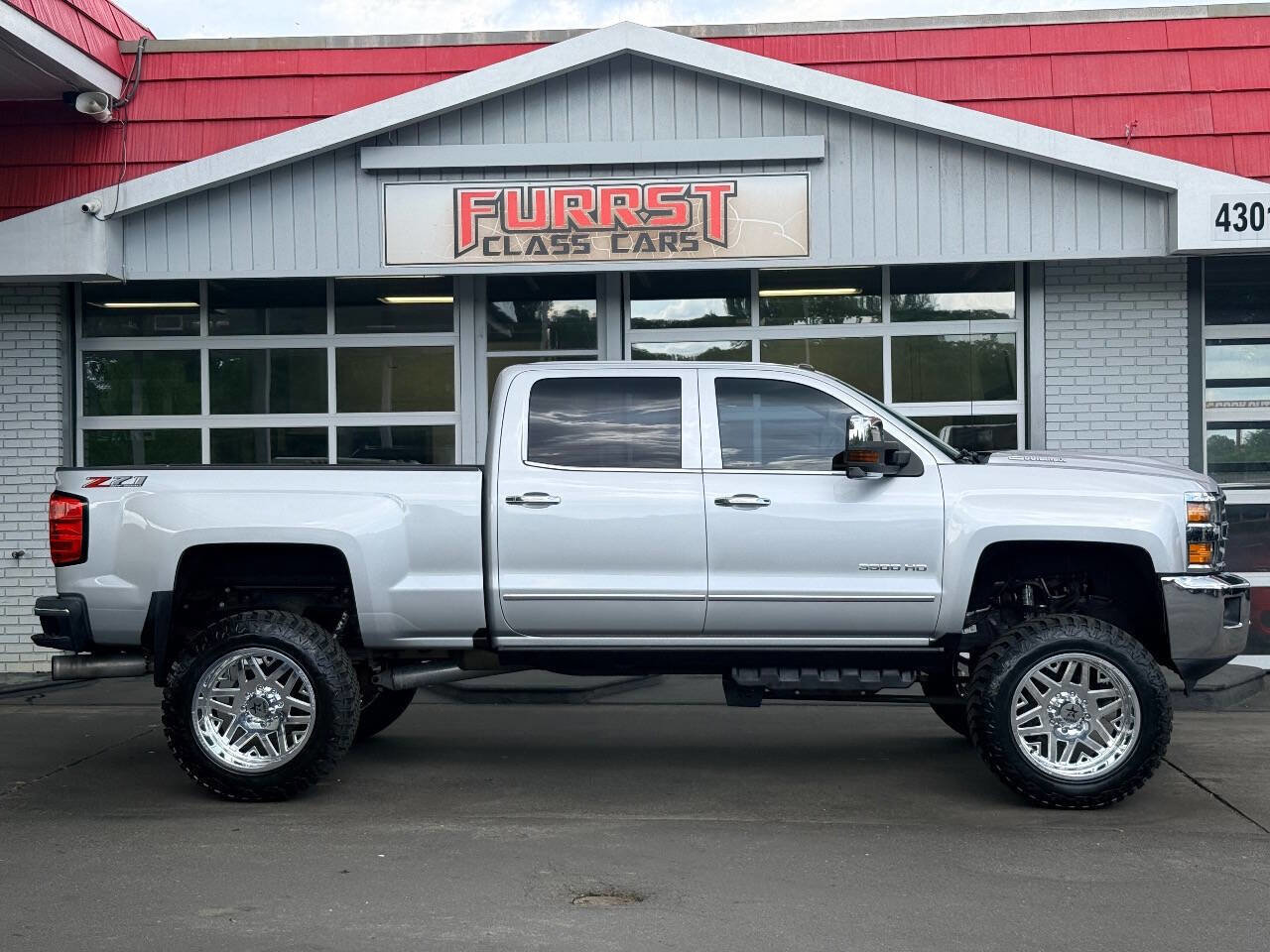Used 2019 Chevrolet Silverado 3500 LTZ w/ Duramax Plus Package AWD/4WD image 2