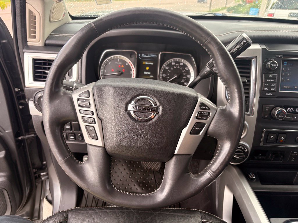 Used 2017 Nissan Titan PRO-4X w/ Pro-4x Convenience Package AWD/4WD image 22