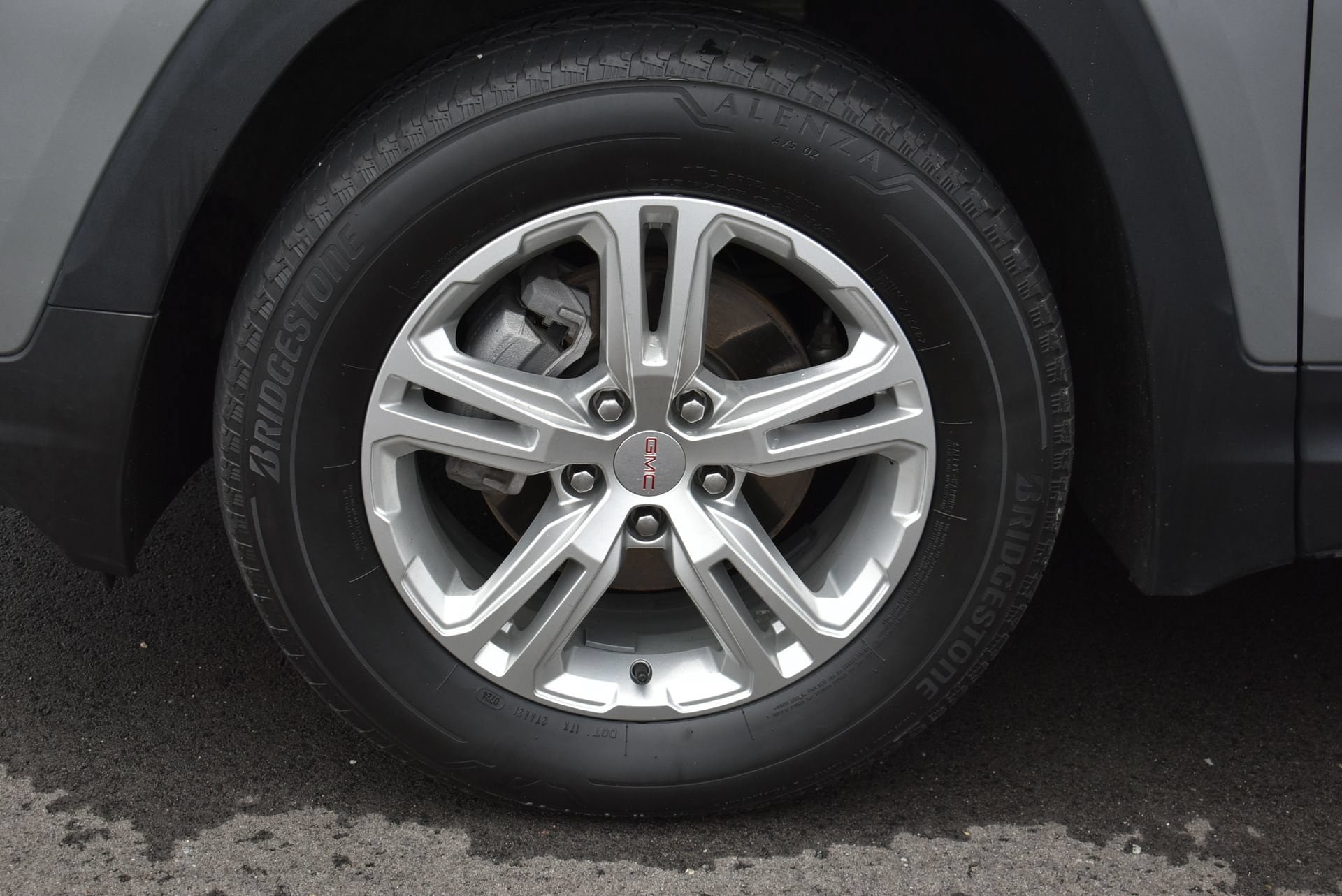 Used 2024 GMC Terrain SLE w/ LPO, Floor Liner Package AWD/4WD image 10