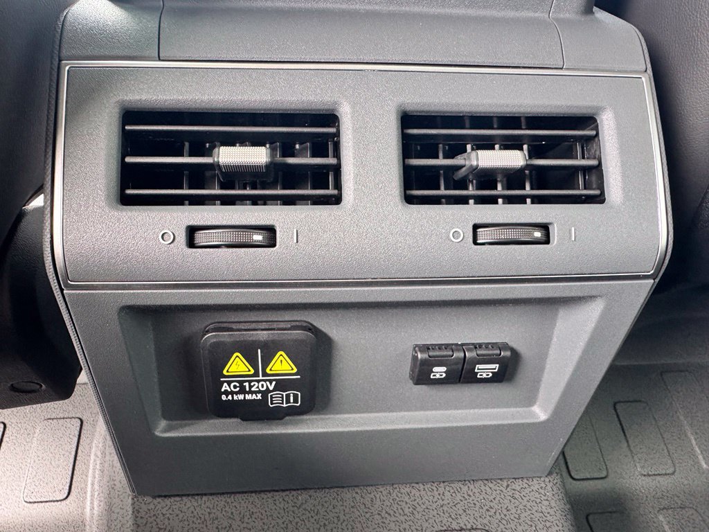 New 2026 INEOS Grenadier Station Wagon AWD/4WD image 18