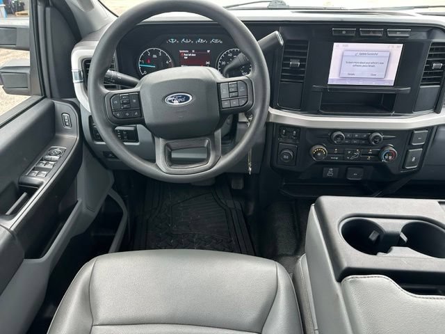 Certified 2024 Ford F550 2WD Crew Cab Super Duty image 11