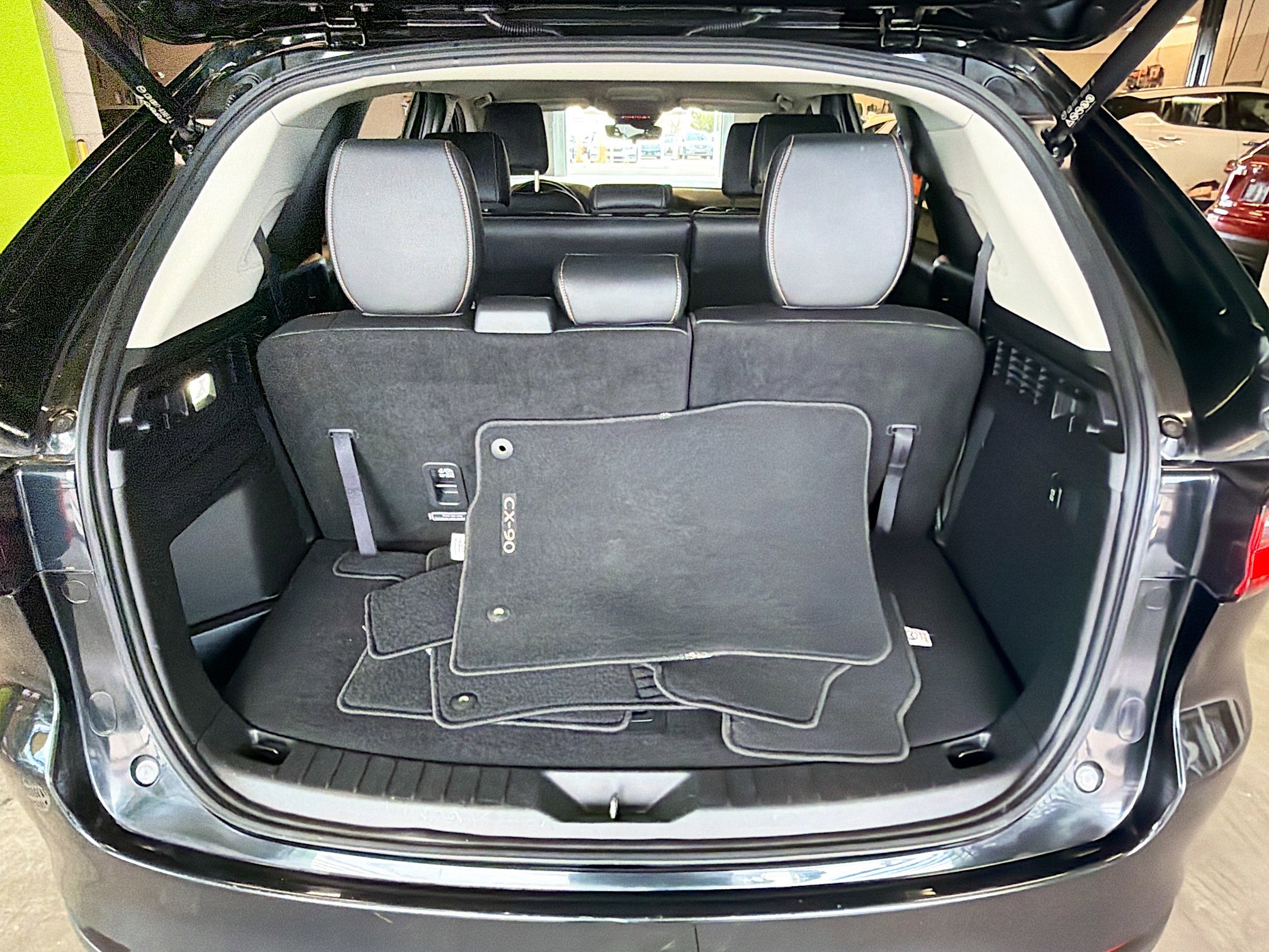 Used 2025 MAZDA CX-90 3.3 Turbo w/ Select Package image 30