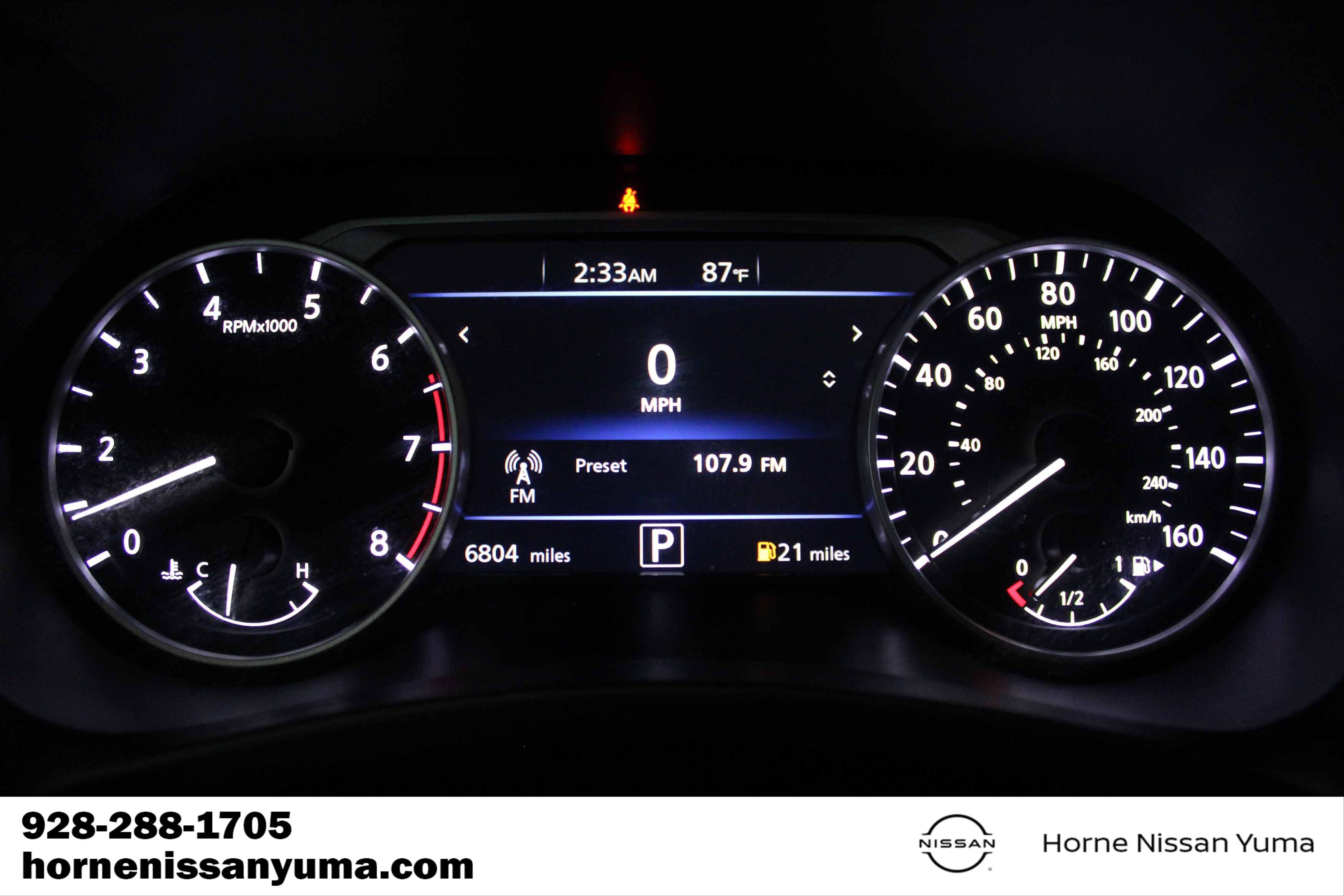 Certified 2025 Nissan Sentra SR FWD image 8