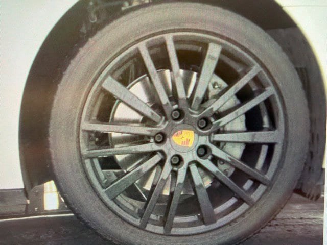 Used 2017 Porsche Panamera 4S w/ Premium Package Plus AWD/4WD image 11