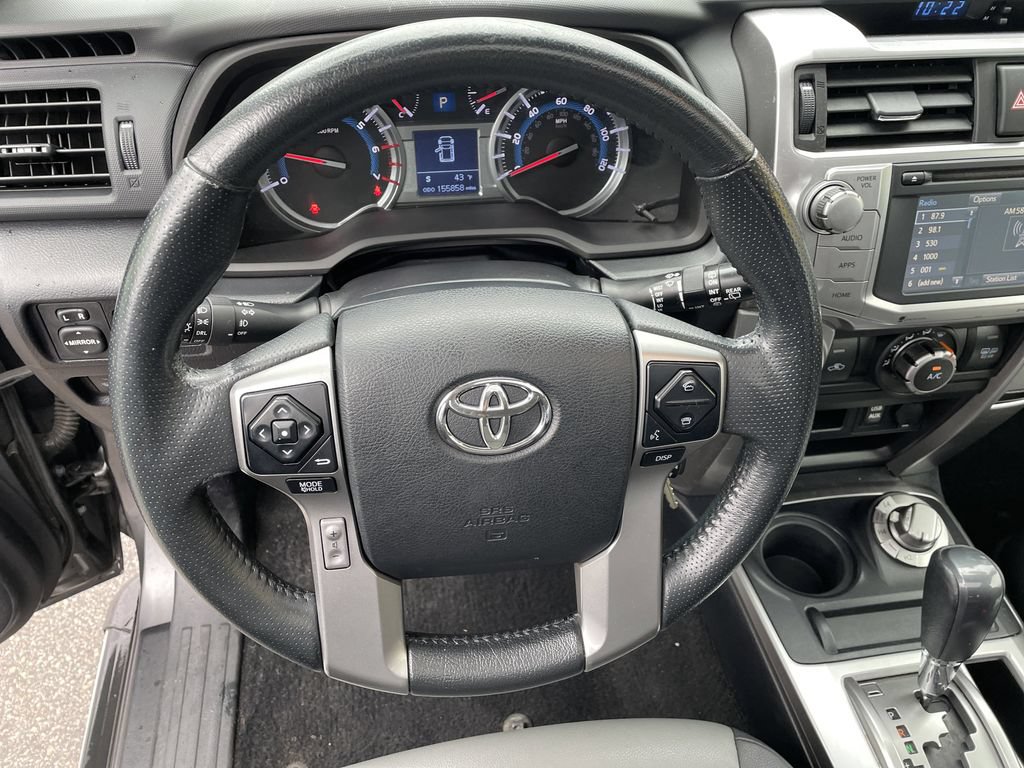 Used 2017 Toyota 4Runner SR5 Premium AWD/4WD image 16