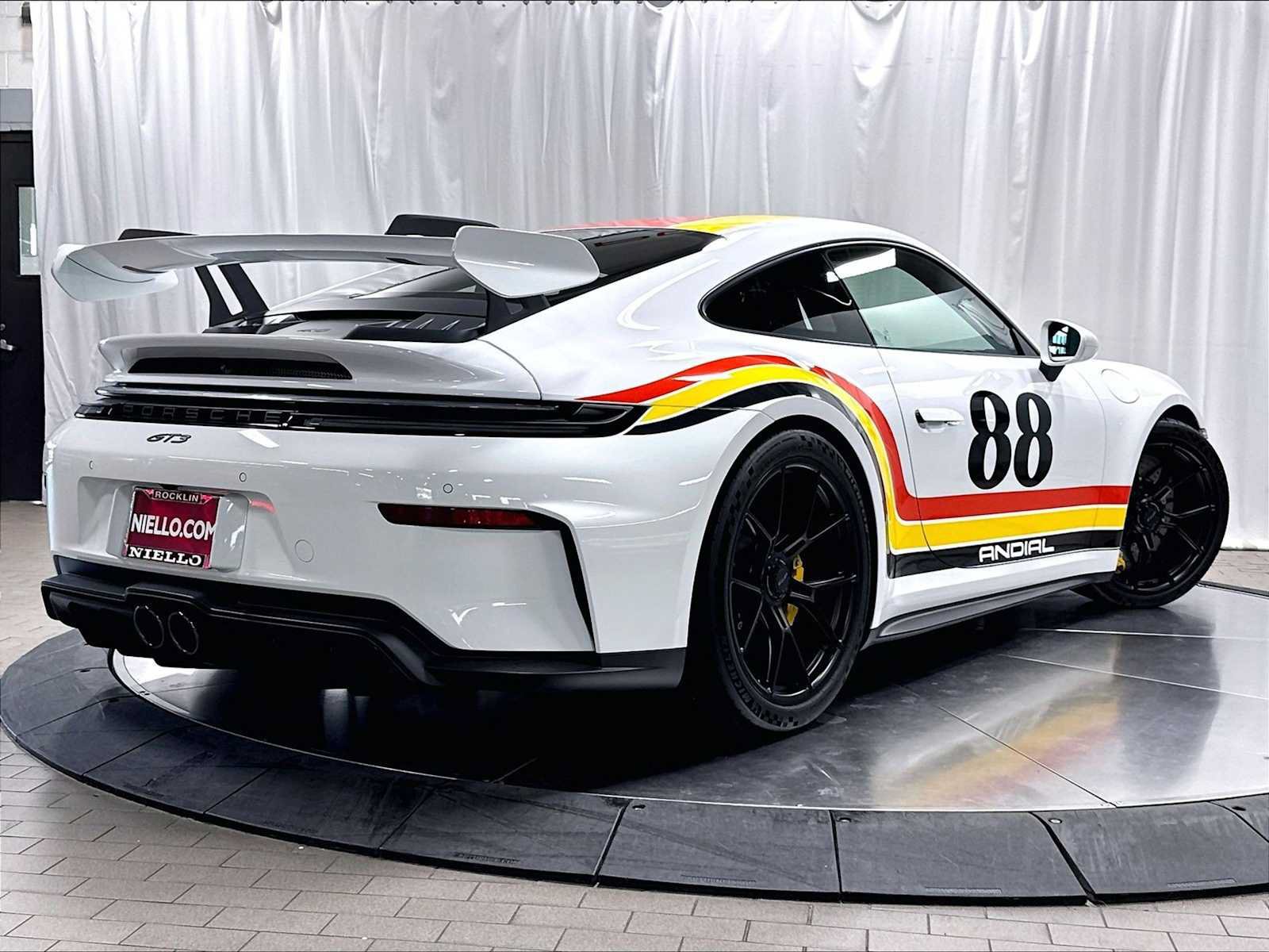Used 2026 Porsche 911 GT3 RWD image 9