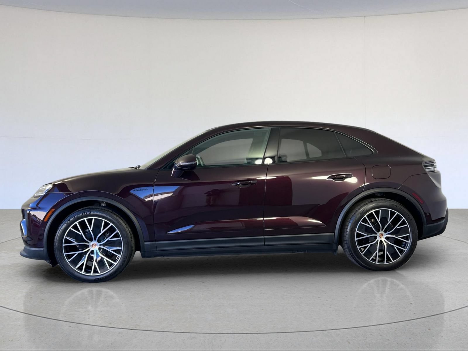 Certified 2025 Porsche Macan Electric RWD video 2
