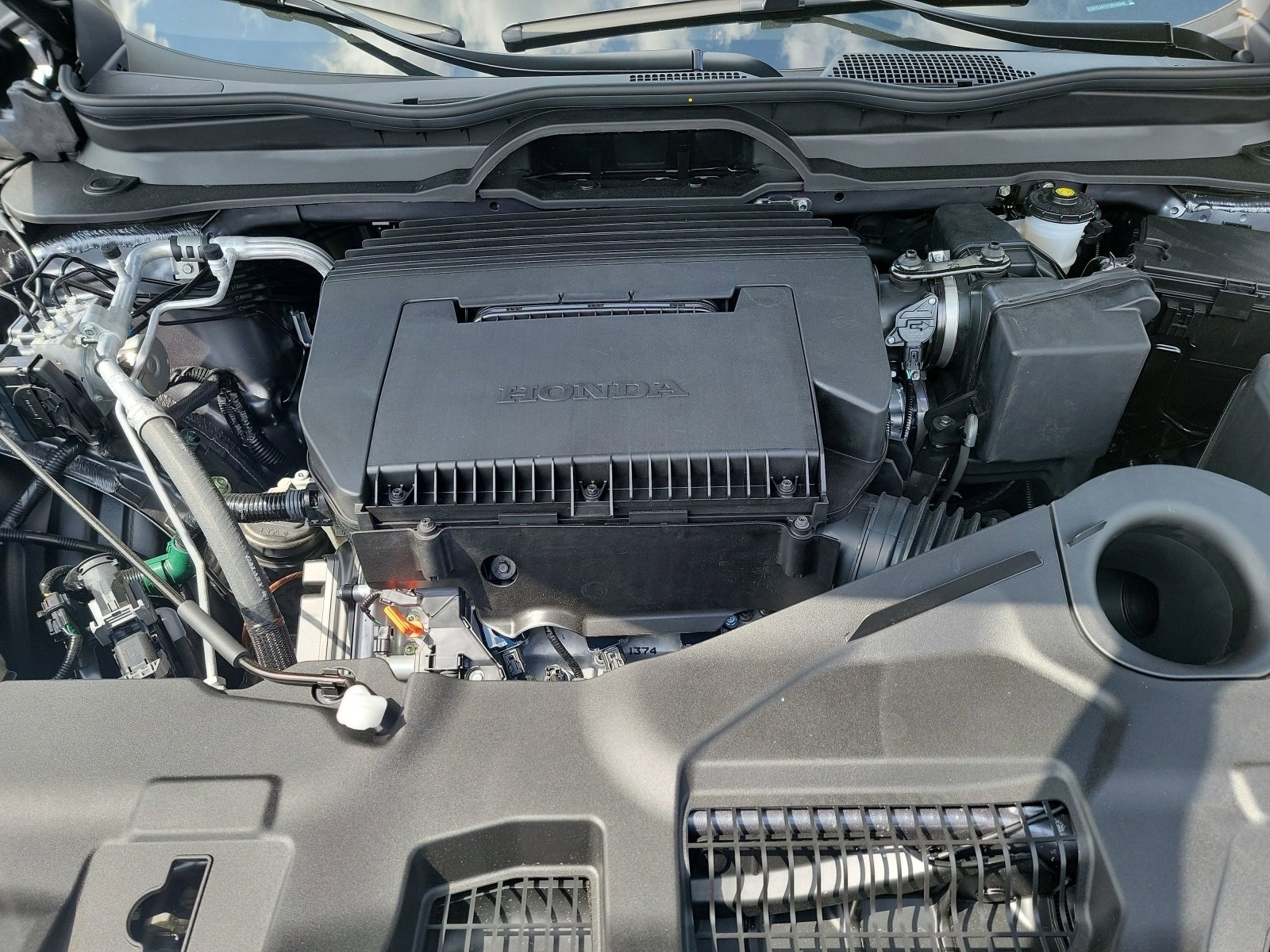 New 2026 Honda Pilot Touring image 25