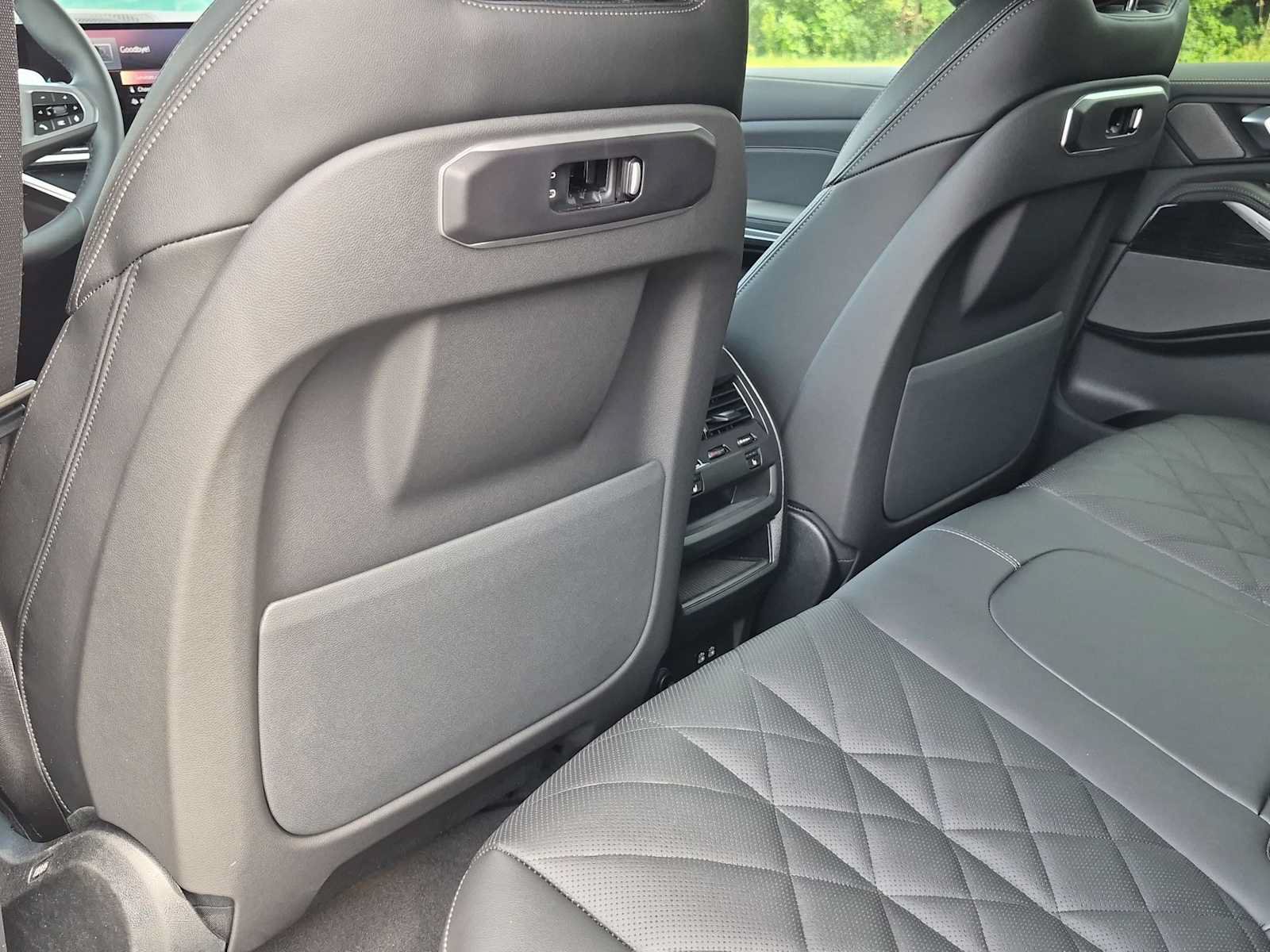 New 2026 BMW X5 xDrive50e AWD/4WD image 17