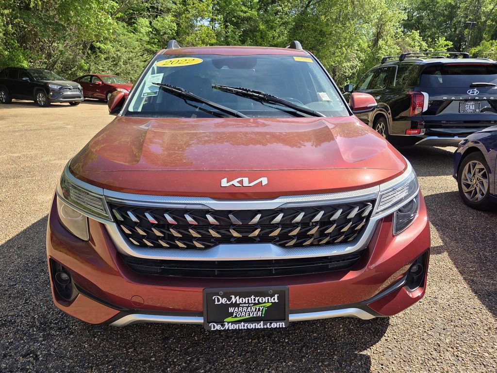 Used 2022 Kia Seltos Nightfall Edition image 10