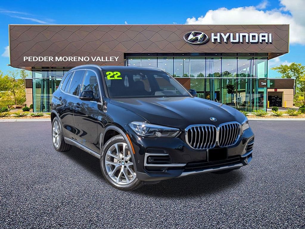 Used 2022 BMW X5 xDrive40i w/ Climate Comfort Package image 2