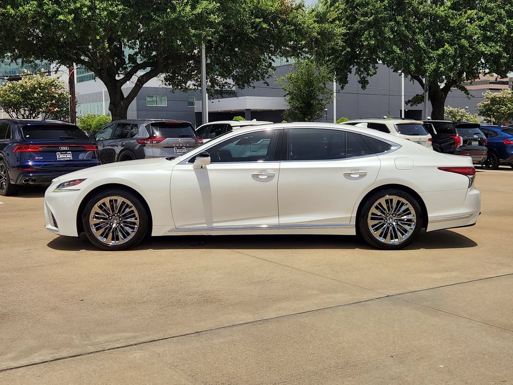 Used 2020 Lexus LS 500 w/ Accessory Package (Z1) RWD image 4