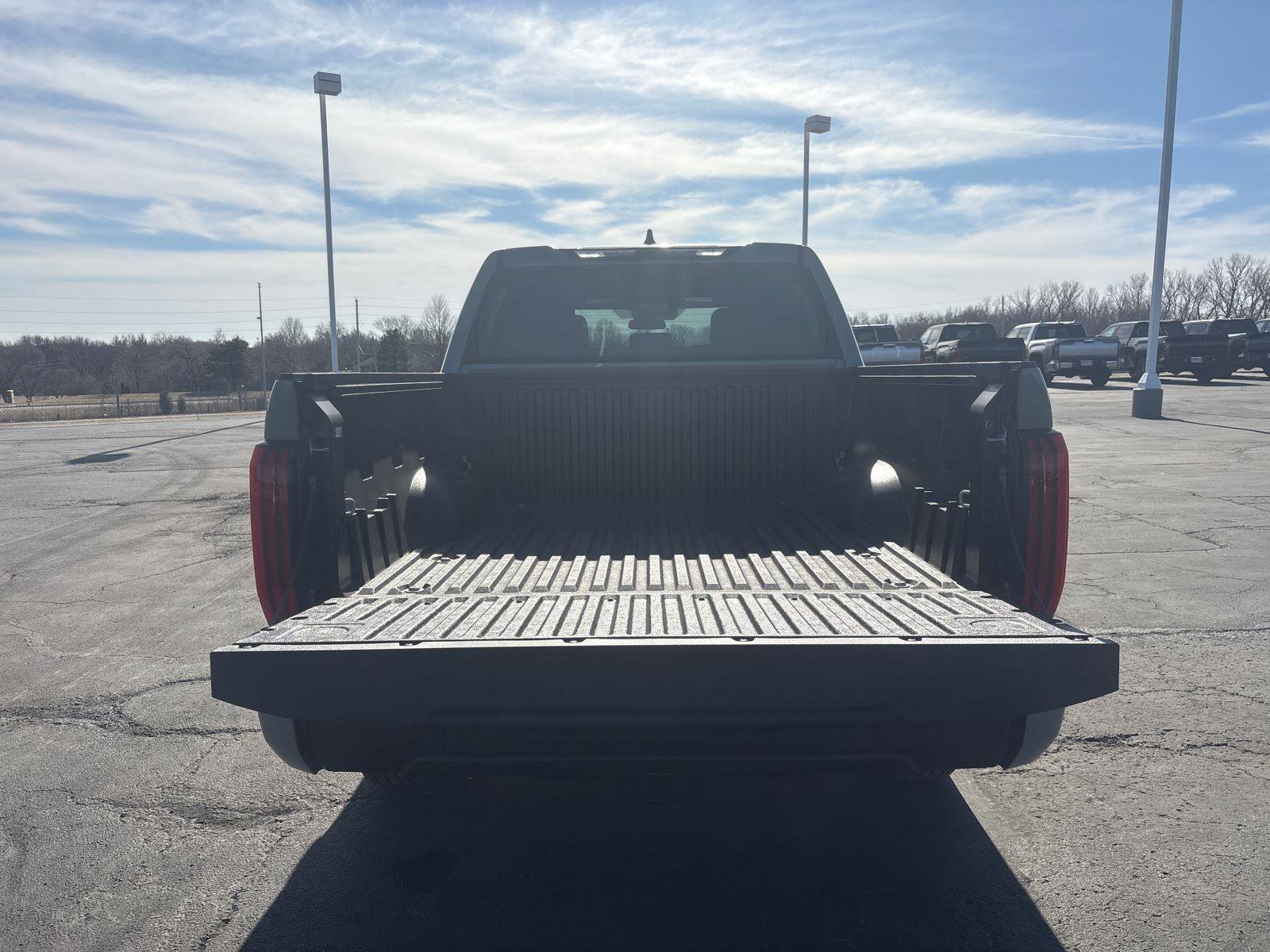 Used 2026 Toyota Tundra SR5 w/ SR5 Premium Package AWD/4WD image 10