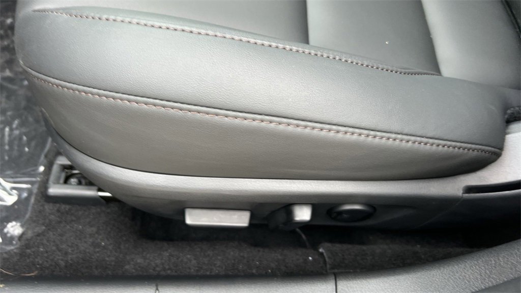 New 2025 MAZDA MAZDA3 s image 41