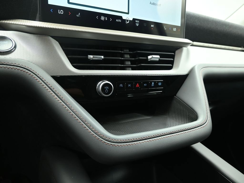 New 2026 Ford Explorer Active image 16