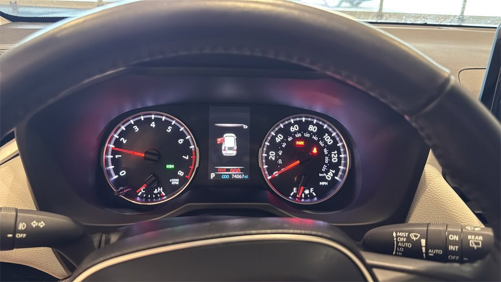 Used 2019 Toyota RAV4 XLE Premium image 29