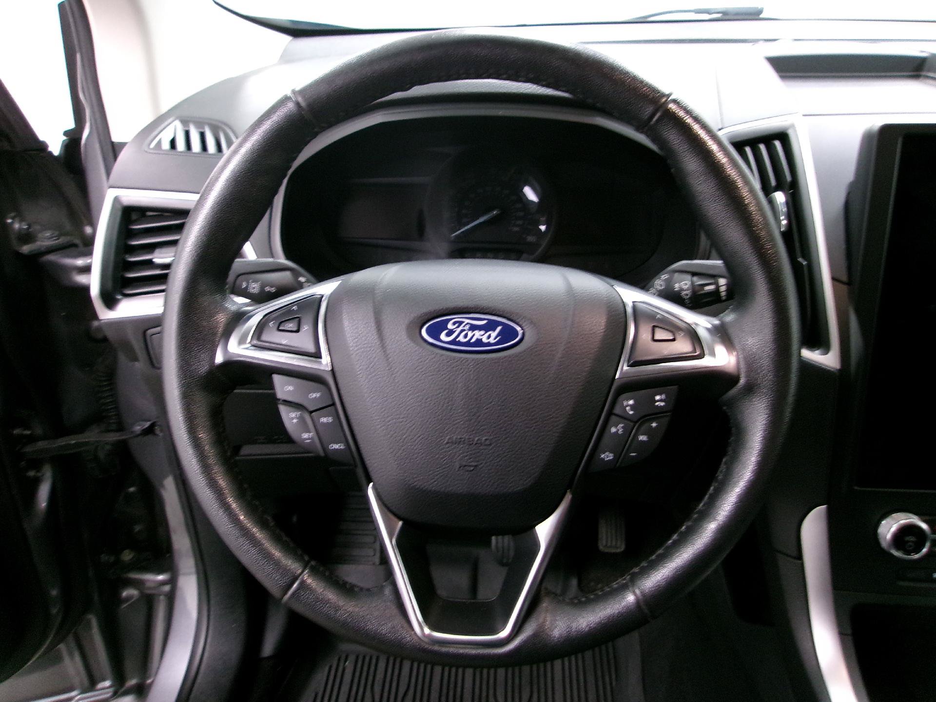 Used 2022 Ford Edge SEL w/ Convenience Package AWD/4WD image 7