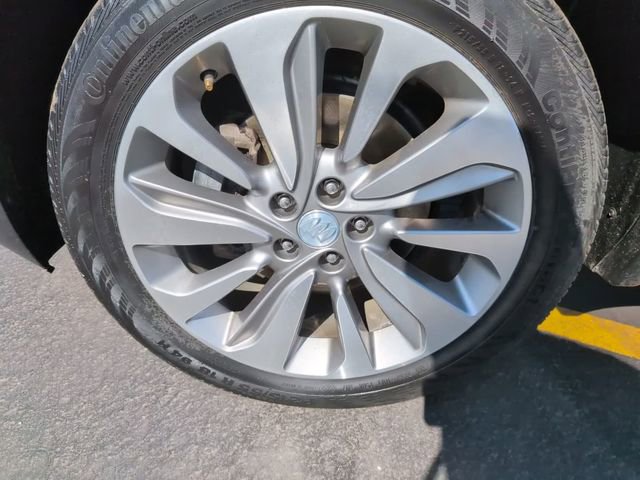 Used 2020 Buick Encore Preferred w/ Safety Package image 13