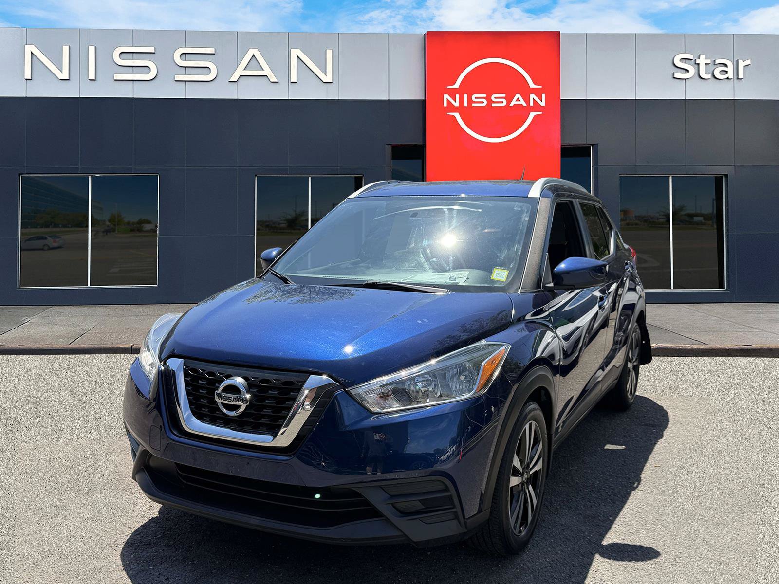 Used 2019 Nissan Kicks SV FWD image 3