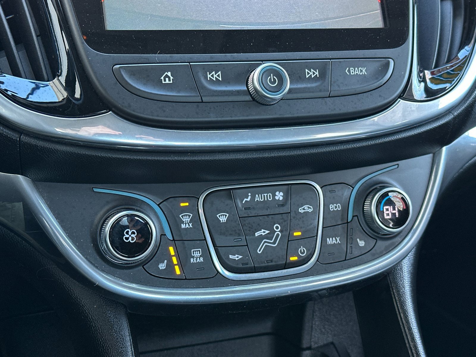 Used 2017 Chevrolet Volt Premier w/ Driver Confidence II Package image 25