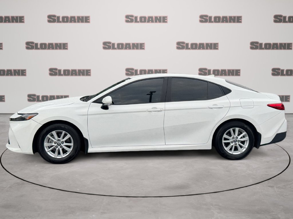 Used 2025 Toyota Camry LE FWD image 2