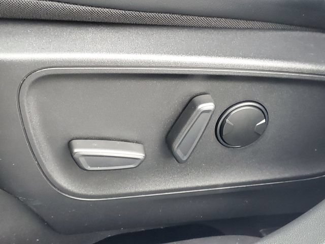 Used 2023 Ford Escape ST-Line Select w/ Tech Pack #2 AWD/4WD image 14