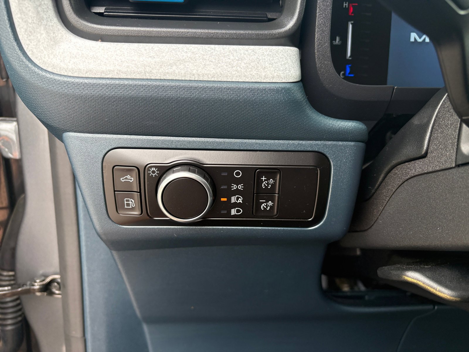 Used 2025 Ford Maverick XLT image 21