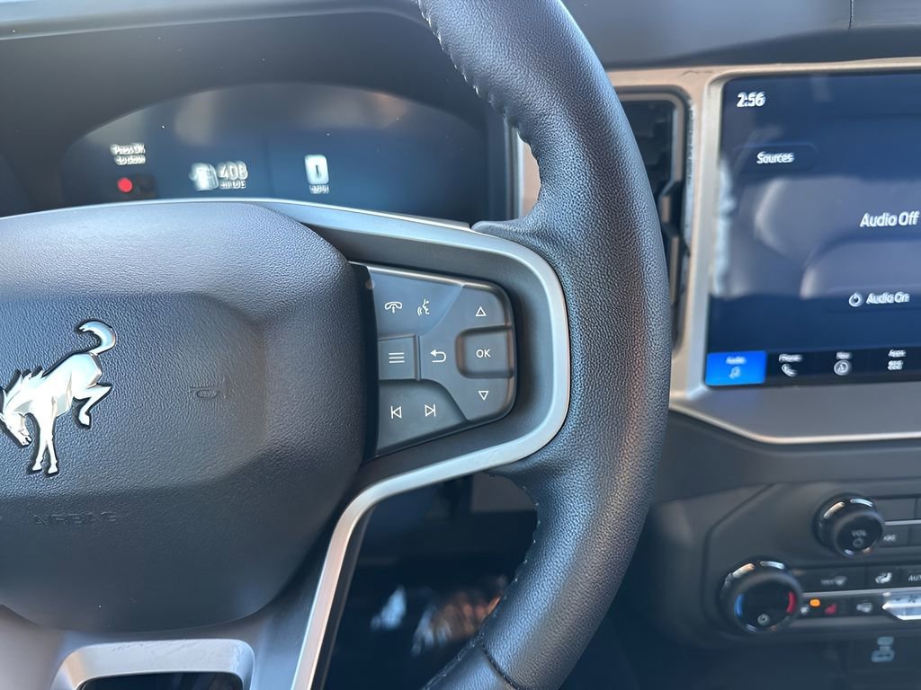 Used 2025 Ford Bronco Outer Banks image 23