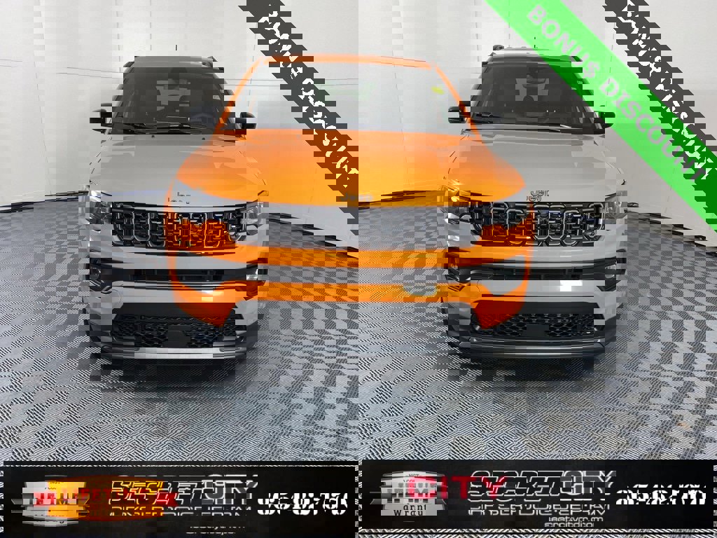 New 2026 Jeep Compass Latitude video 2