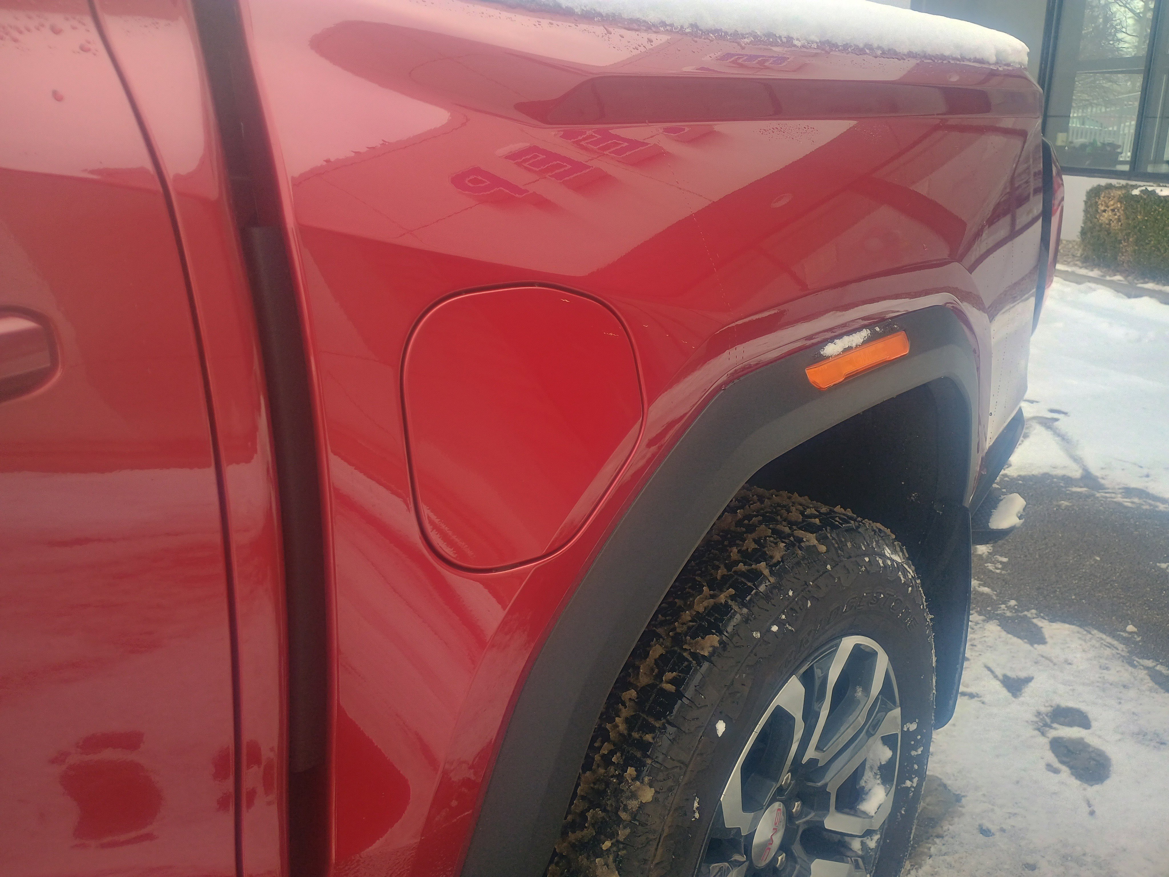 Used 2024 GMC Canyon AT4 w/ Technology Package image 6