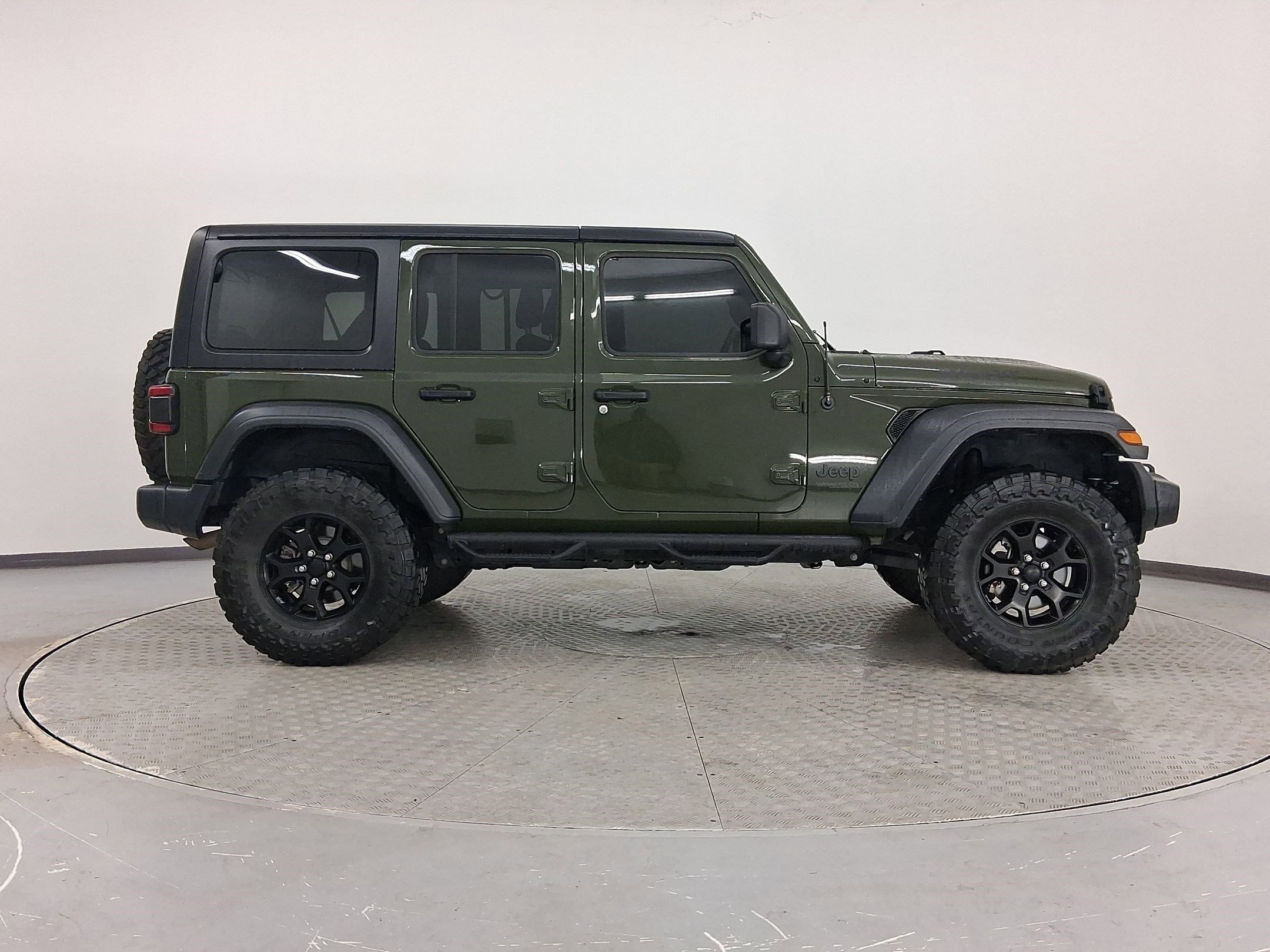 Used 2020 Jeep Wrangler Willys image 8