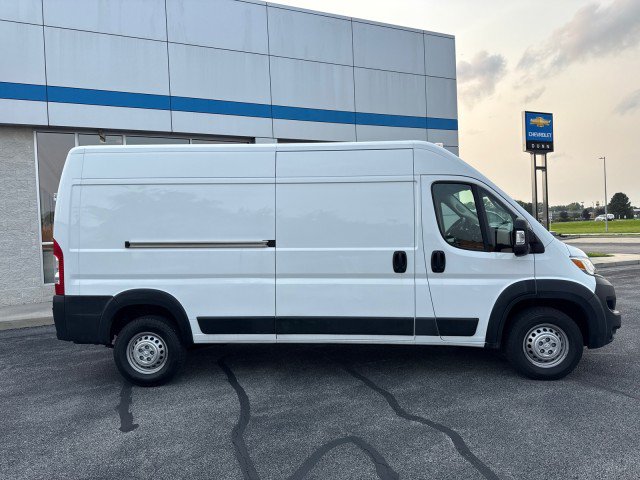 Used 2025 RAM ProMaster 2500 w/ Convenience Group FWD image 2