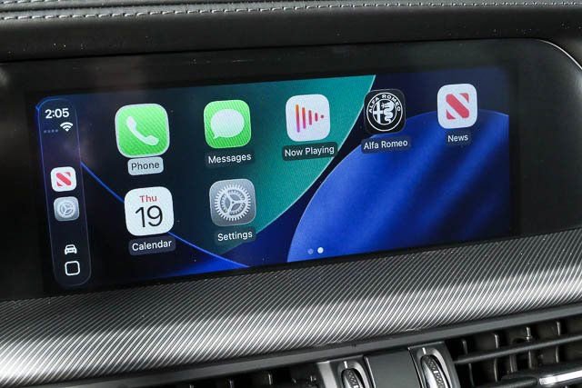 New 2026 Alfa Romeo Stelvio Sprint image 3