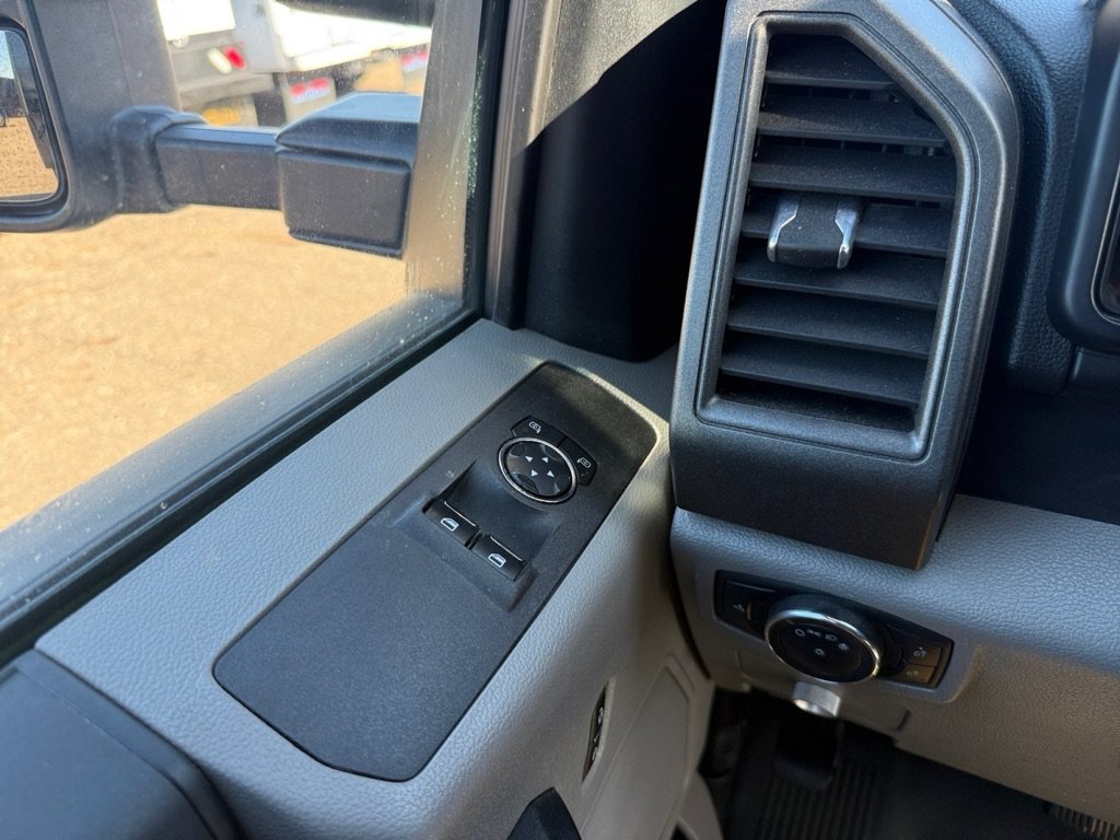 Used 2021 Ford F350 XL w/ Power Equipment Group AWD/4WD image 15