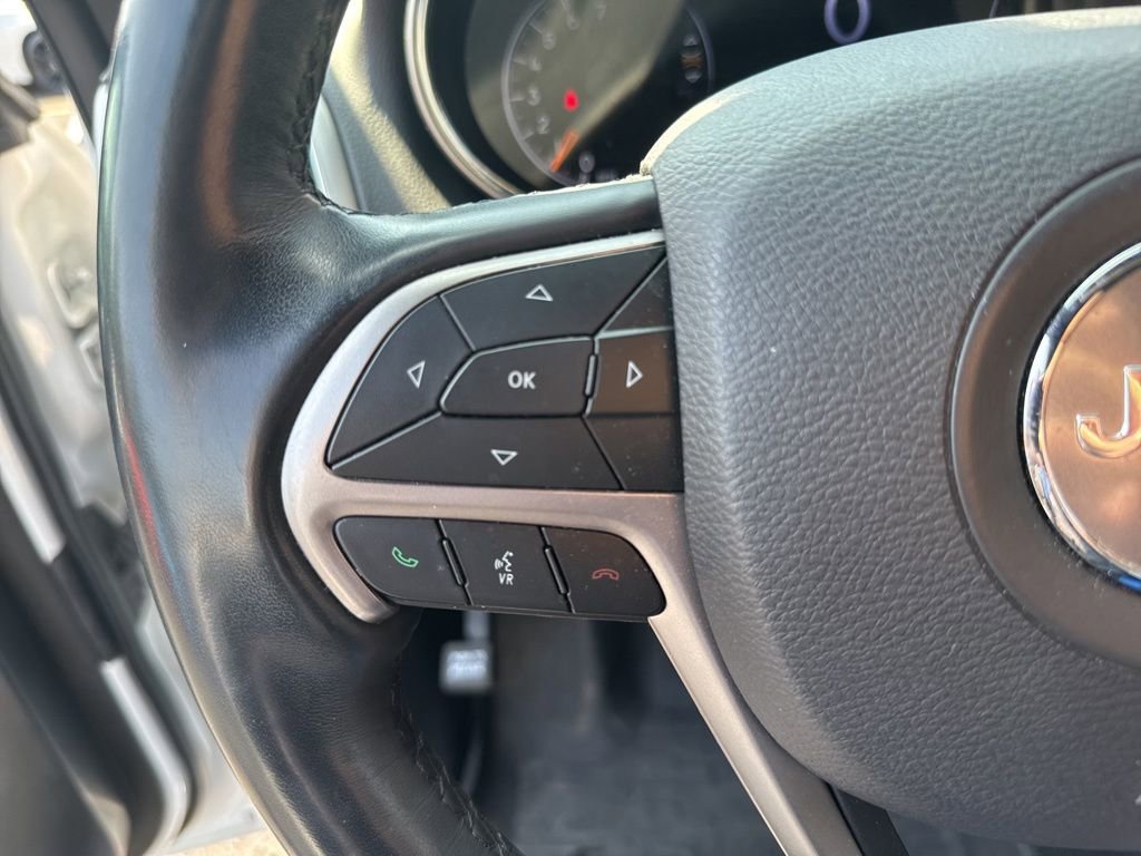 Used 2020 Jeep Grand Cherokee Altitude image 30