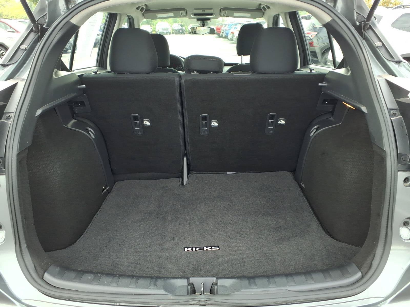 Used 2024 Nissan Kicks SV w/ Exterior Package FWD image 27