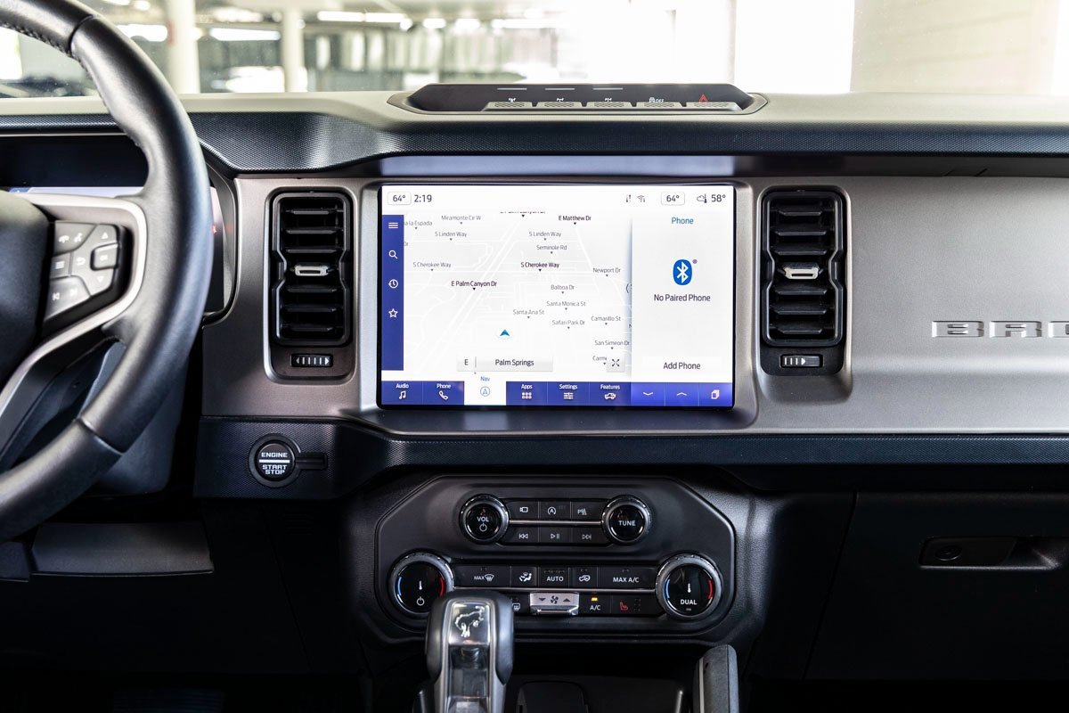 Used 2022 Ford Bronco Outer Banks w/ Sasquatch Package image 17