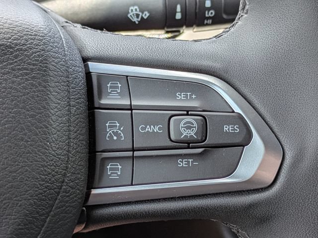 Used 2023 Jeep Compass High Altitude w/ Driver Assist Group I AWD/4WD image 26