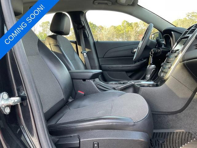 Used 2015 Chevrolet Malibu LT w/ Power Convenience Package FWD image 5