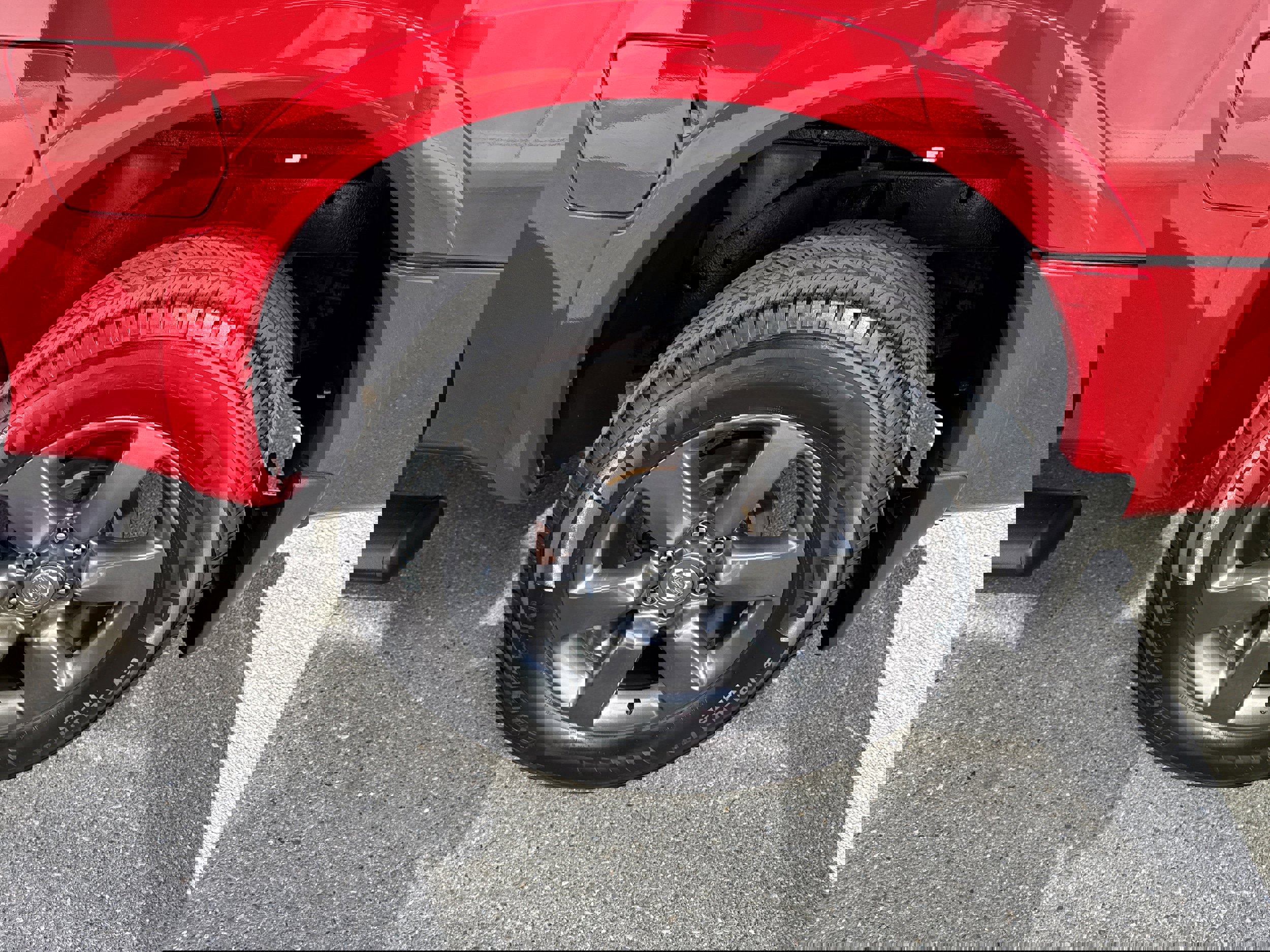 Used 2012 Nissan Titan SV image 8