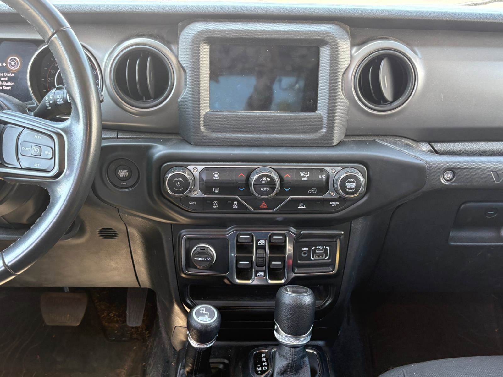 Used 2022 Jeep Wrangler Unlimited Sport AWD/4WD image 19