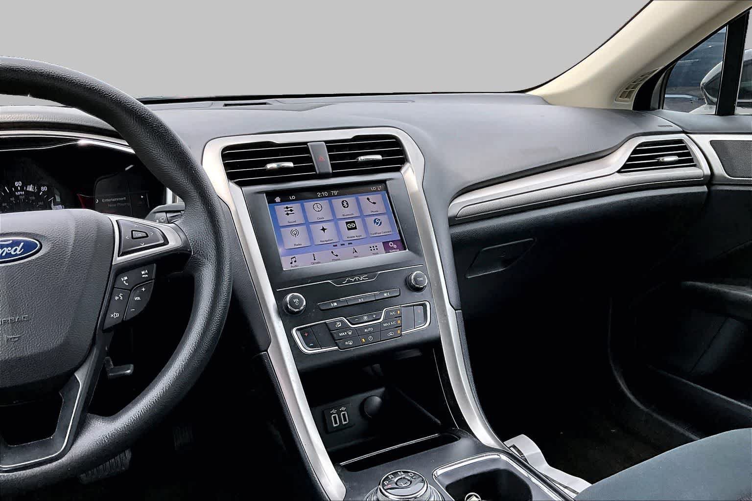Certified 2019 Ford Fusion SE FWD image 7