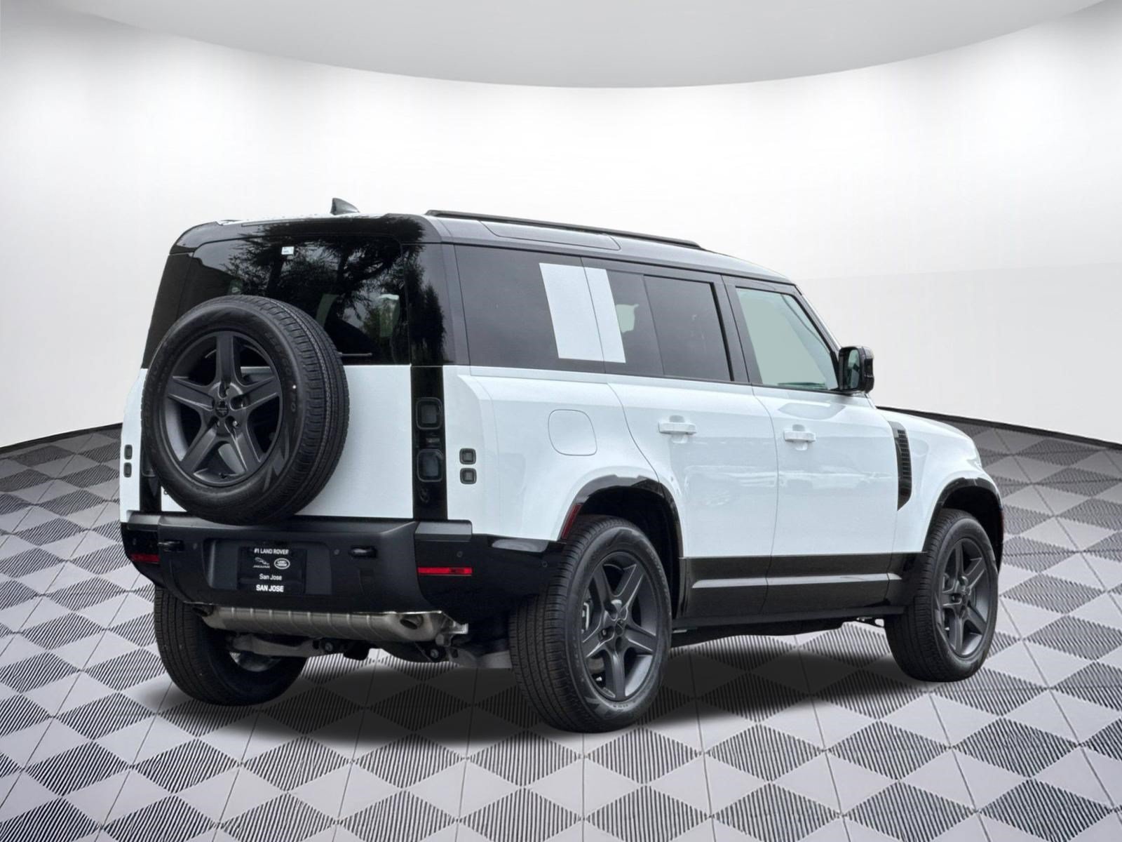 New 2026 Land Rover Defender 110 X-Dynamic SE AWD/4WD image 9