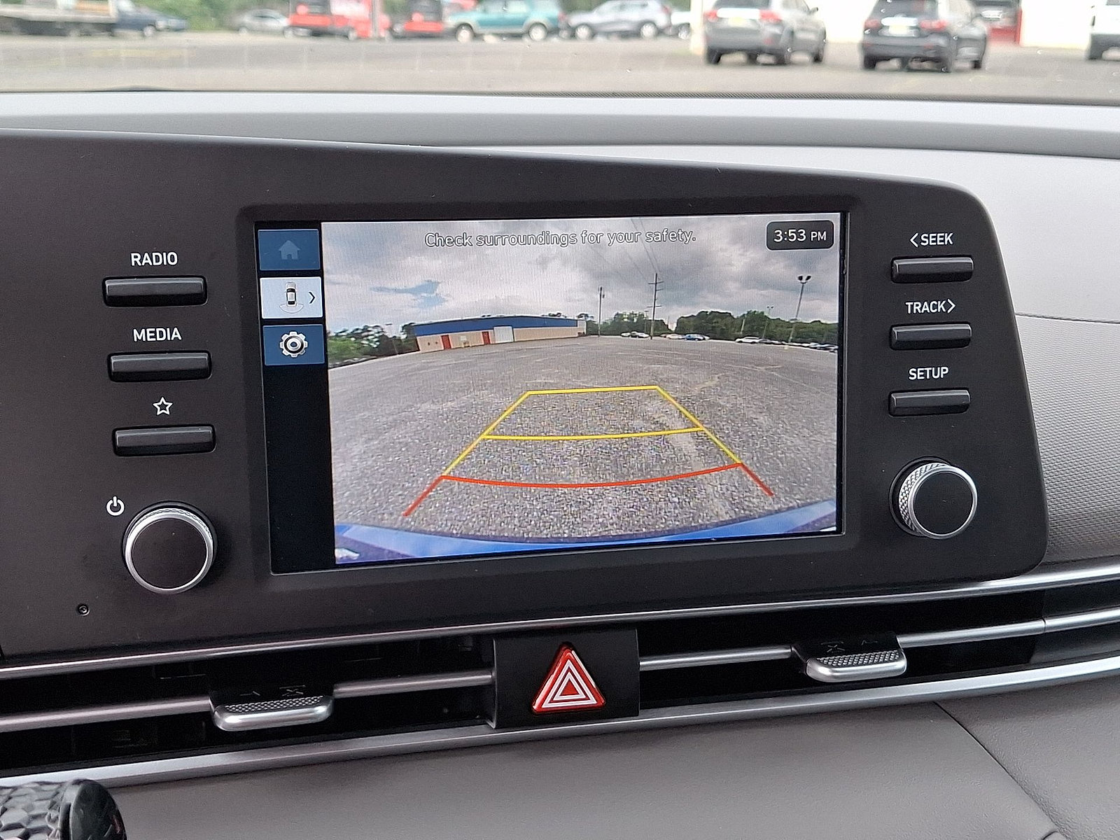 Certified 2025 Hyundai Elantra SE FWD image 21