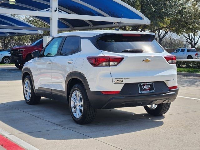 Used 2024 Chevrolet TrailBlazer LS w/ LS Convenience Package video 3