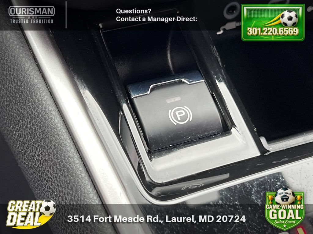 Used 2024 Subaru Outback Premium AWD/4WD image 29