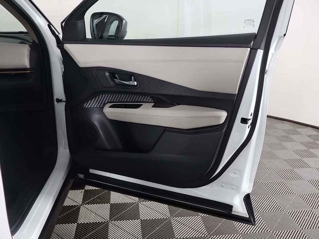 Used 2023 Nissan Ariya ENGAGE image 25